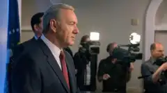 Карточный домик 5 сезон 1 серия