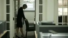 Карточный домик 1 сезон 2 серия